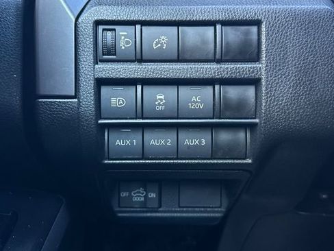 Used 2024 Toyota Tacoma TRD Sport w/ TRD Sport Upgrade Package image 30