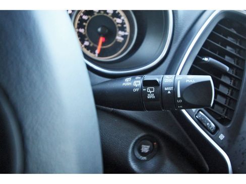 Used 2022 Jeep Cherokee Latitude Lux w/ Sun & Sound Group image 21