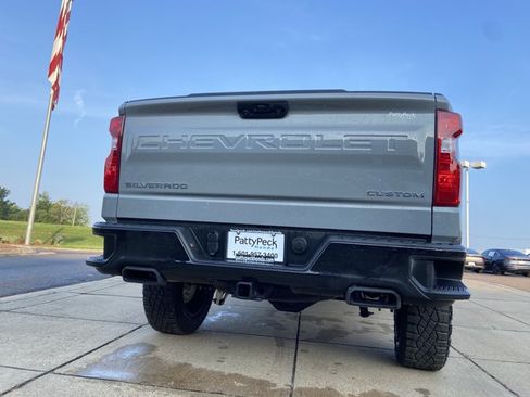 Used 2025 Chevrolet Silverado 1500 Custom Trail Boss AWD/4WD image 56