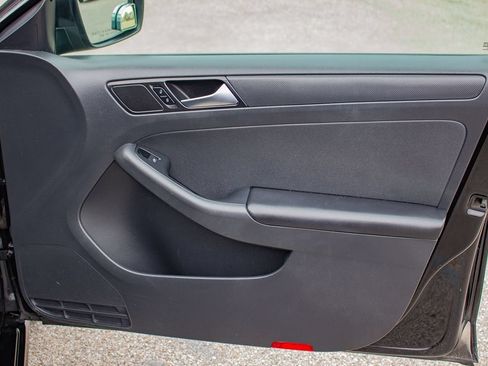 Used 2015 Volkswagen Jetta S FWD image 19