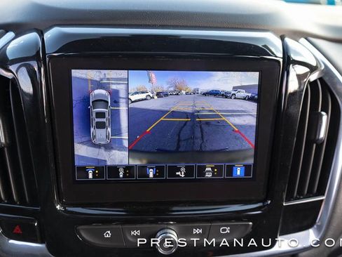 Used 2023 Chevrolet Traverse High Country image 35