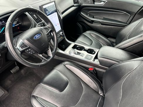 Used 2022 Ford Edge Titanium w/ Equipment Group 301A AWD/4WD image 11