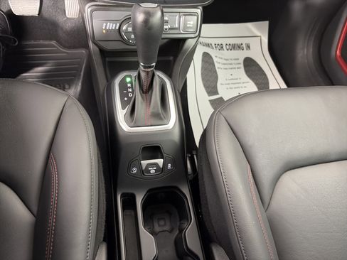 Used 2023 Jeep Renegade Trailhawk w/ Trailhawk Elite Group AWD/4WD image 31