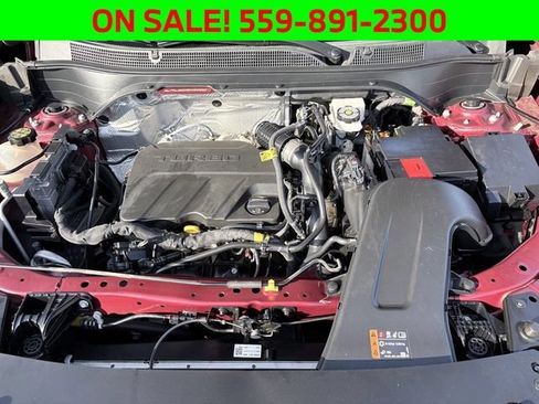 Used 2024 Chevrolet Trax RS FWD image 27