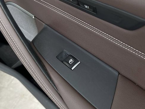 Used 2021 BMW 540i image 20