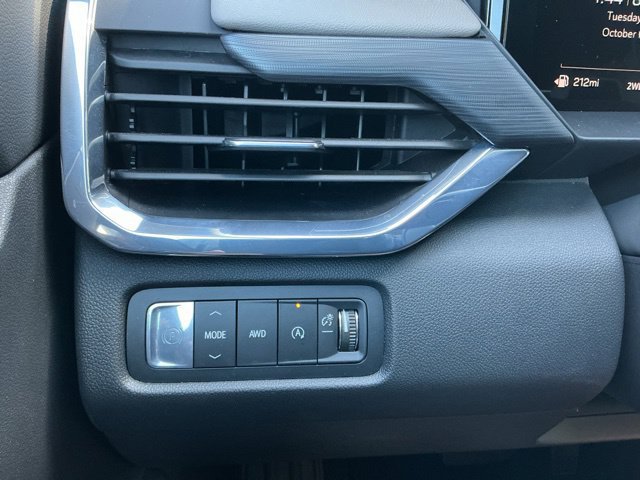 Used 2026 GMC Acadia Elevation w/ Super Cruise Package AWD/4WD image 10
