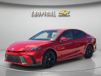 Used 2025 Toyota Camry SE w/ Multimedia Upgrade Package