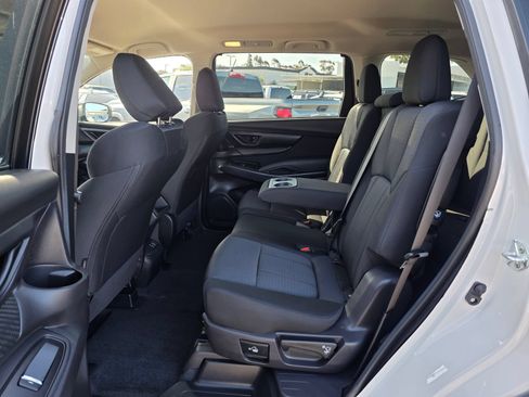 Used 2024 Subaru Ascent 8-Passenger AWD/4WD image 5