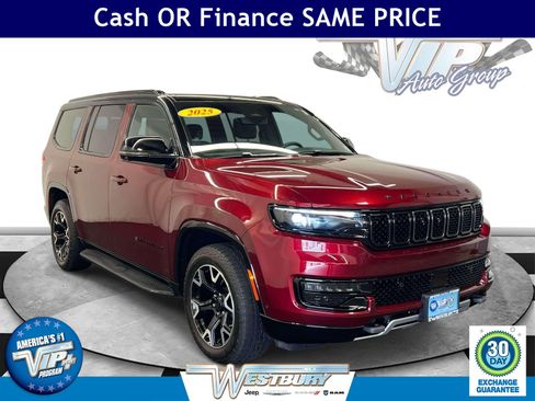 Used 2025 Jeep Wagoneer Series II AWD/4WD image 1