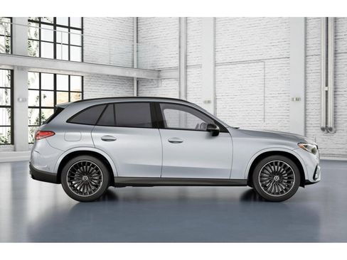 New 2026 Mercedes-Benz GLC 300 image 2