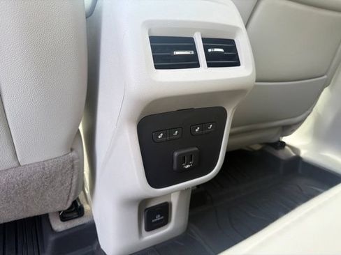 Used 2020 GMC Terrain Denali w/ Denali Premium Package AWD/4WD image 23