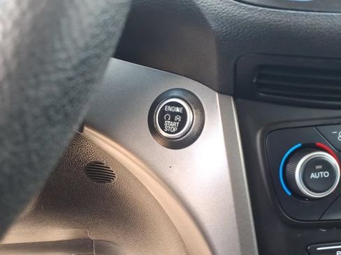 Used 2019 Ford Escape SE AWD/4WD image 20