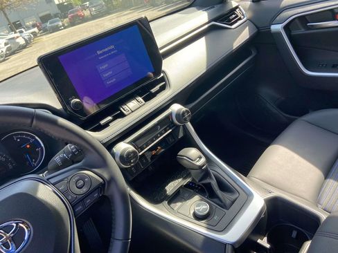 Used 2025 Toyota RAV4 XSE image 29