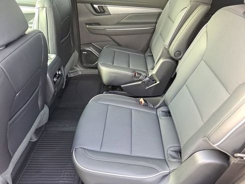 New 2026 Buick Enclave Preferred w/ Power Package image 9