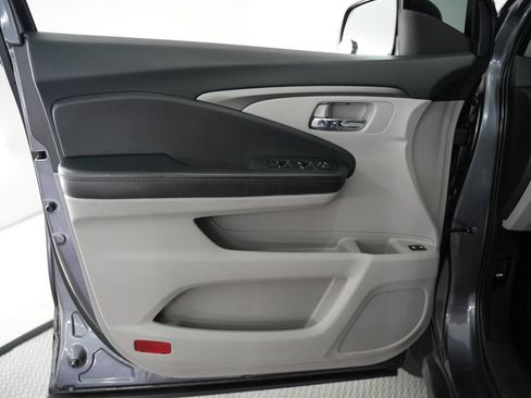 Used 2018 Honda Pilot EX-L image 44