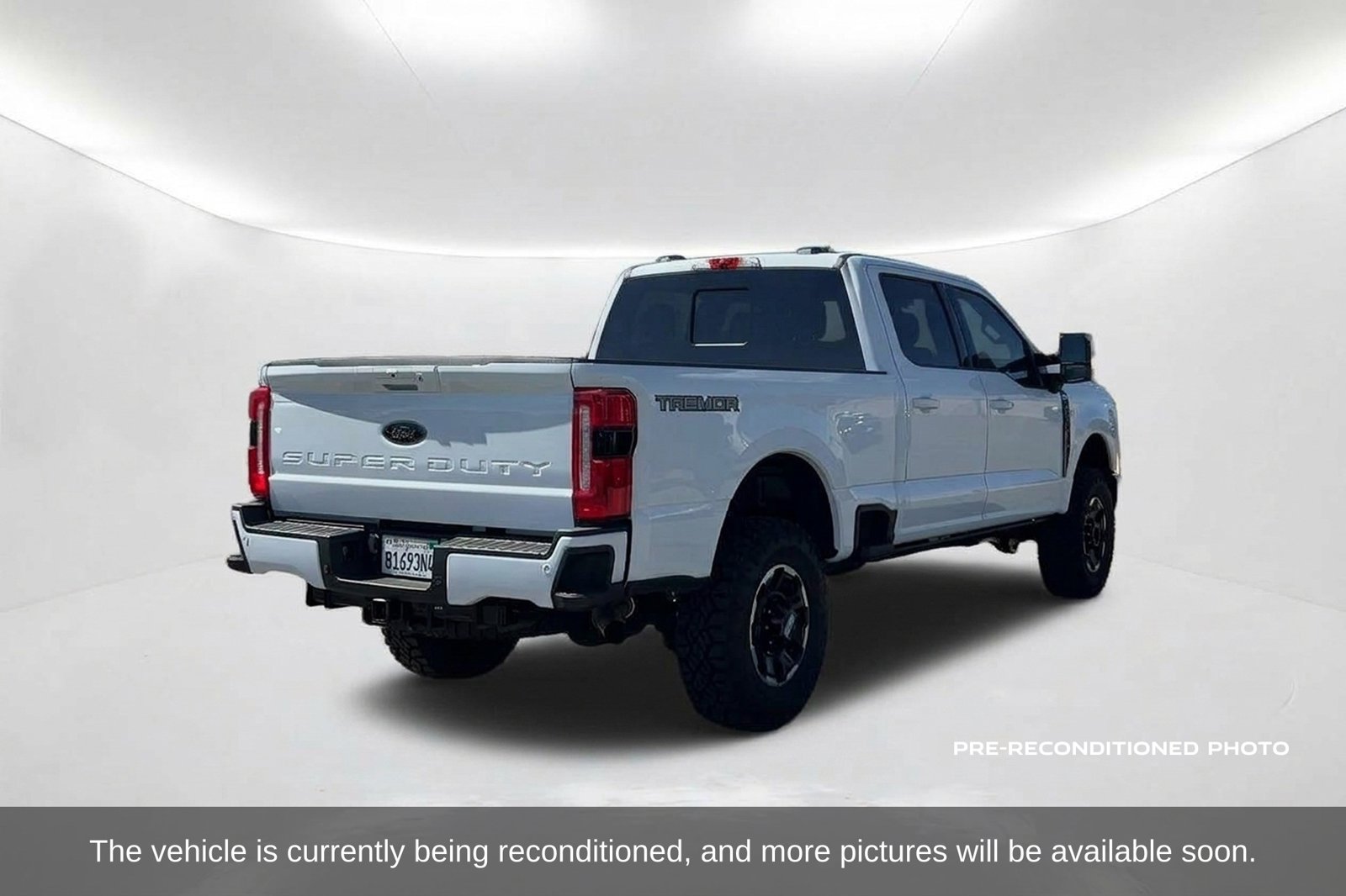 Used 2026 Ford F250 Lariat w/ Tremor Off-Road Package AWD/4WD image 6