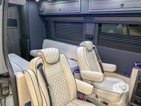 Used 2026 Mercedes-Benz Sprinter 3500 image 5