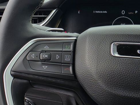 Certified 2025 Jeep Grand Cherokee Laredo X w/ Luxury Tech Group I AWD/4WD image 12