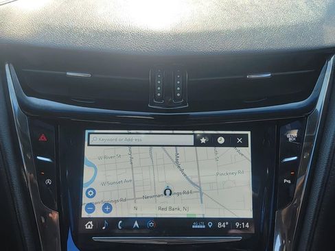 Used 2018 Cadillac CTS AWD Sedan w/ Seating Package image 29