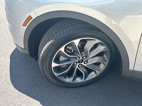 Certified 2023 Lincoln Nautilus Reserve w/ Equipment Group 201A AWD/4WD image 24