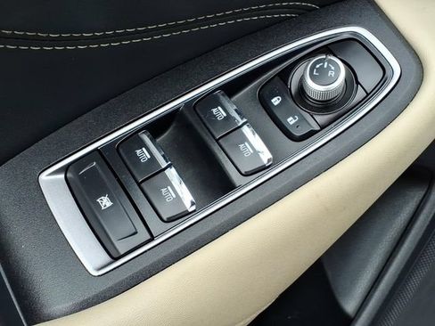 Used 2022 Subaru Outback Limited AWD/4WD image 19