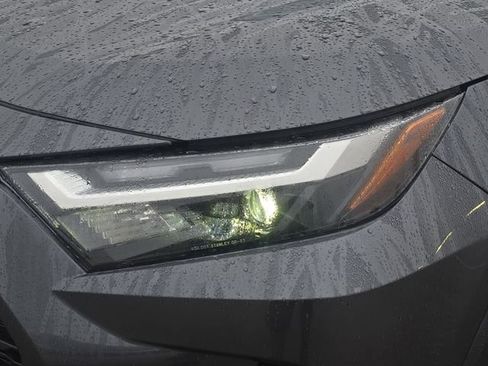 Used 2025 Toyota RAV4 LE image 31