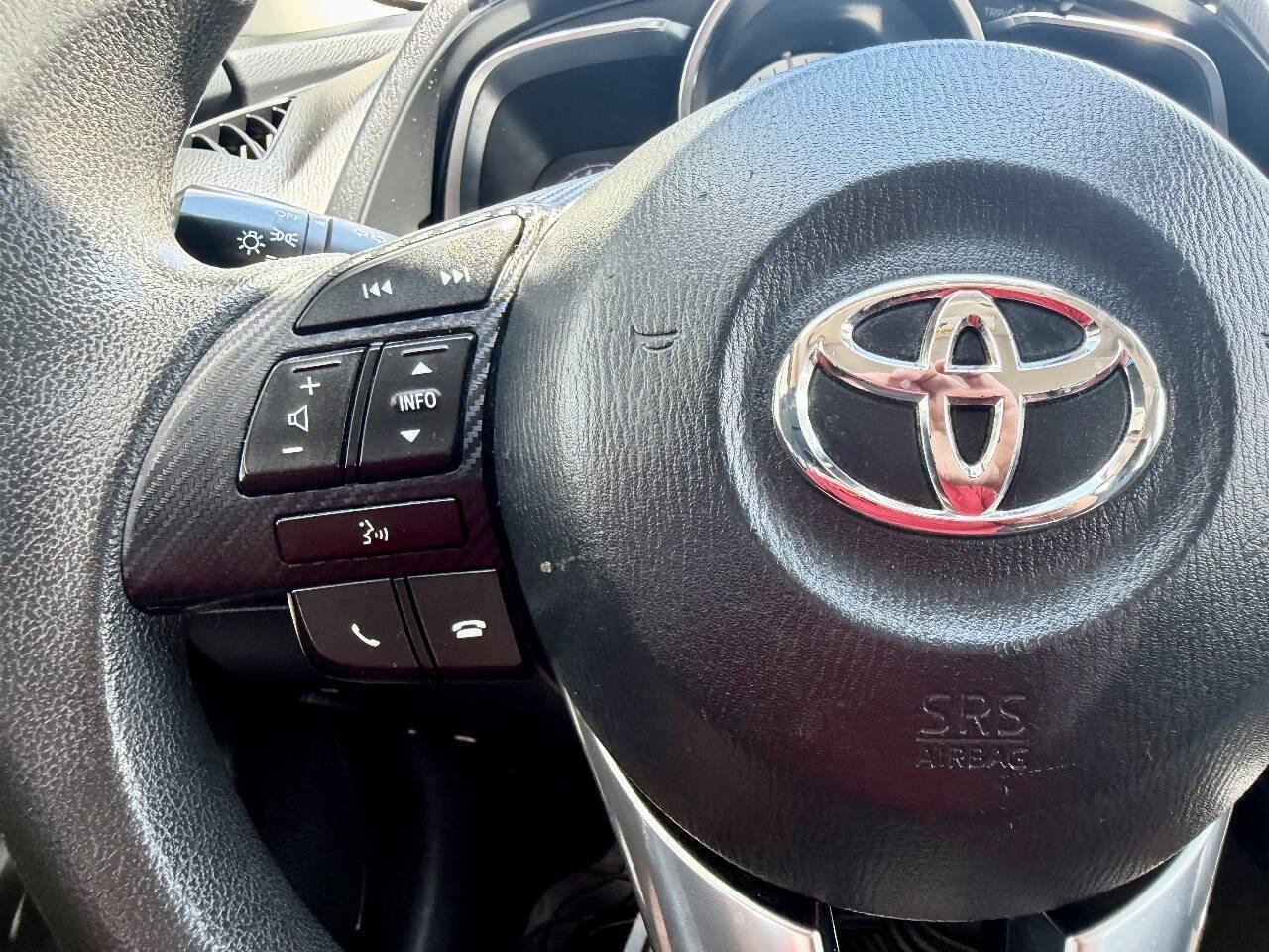 Used 2017 Toyota Yaris iA FWD image 29