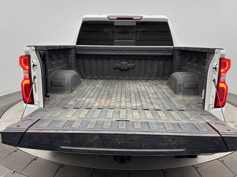 Used 2022 Chevrolet Silverado 1500 LTZ w/ LTZ Premium Package image 29