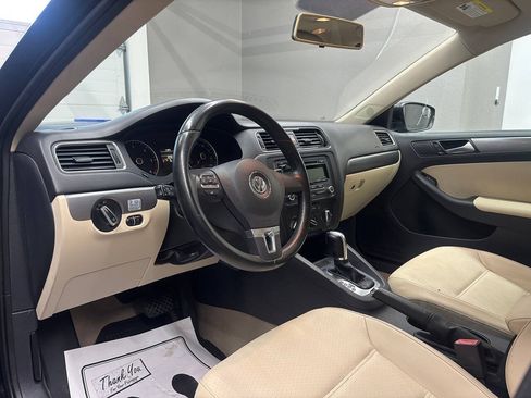 Used 2014 Volkswagen Jetta TDI FWD image 19