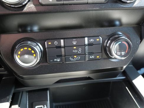 Used 2020 Ford F150 XL w/ Equipment Group 101A Mid AWD/4WD image 30