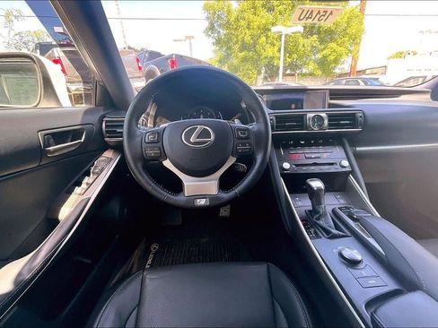 Used 2017 Lexus IS 350 F Sport w/ F Sport Package RWD image 4