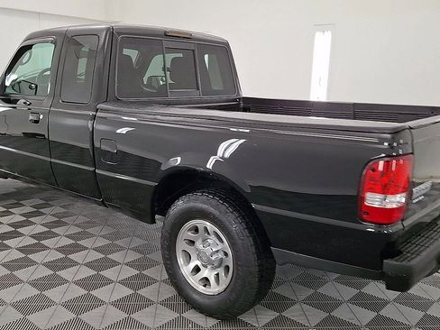 Used 2011 Ford Ranger XLT image 2
