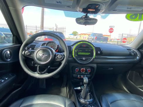 Used 2016 MINI Cooper Clubman image 12