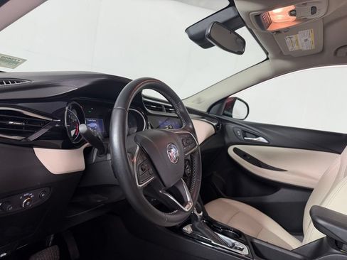Used 2021 Buick Encore GX Essence AWD/4WD image 18