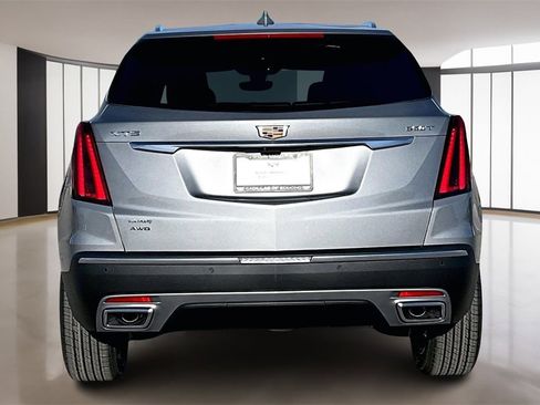 New 2026 Cadillac XT5 Premium Luxury w/ LPO, Floor Liner Package image 4