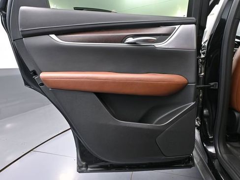 Used 2020 Cadillac XT5 Sportv AWD/4WD image 43