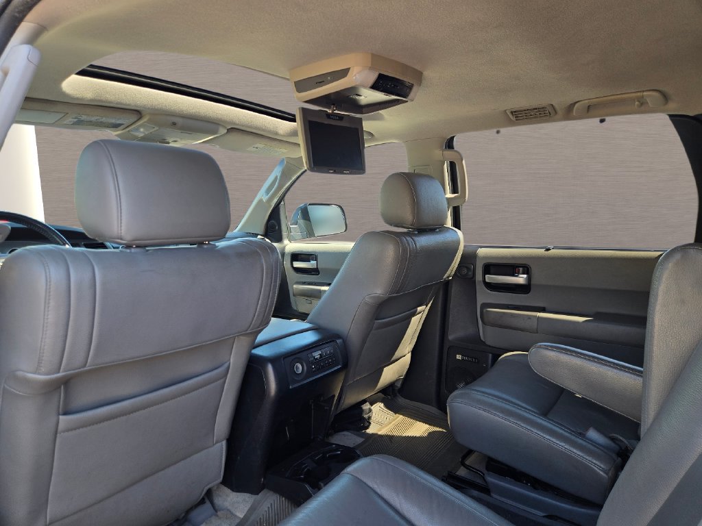 Used 2010 Toyota Sequoia Limited RWD image 28