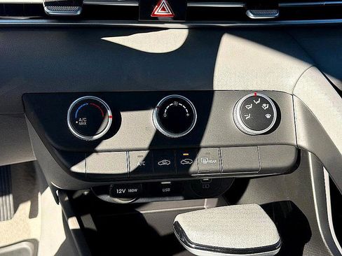 New 2026 Hyundai Elantra SE image 10