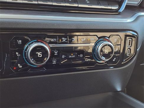 New 2026 GMC Sierra 2500 SLT image 9