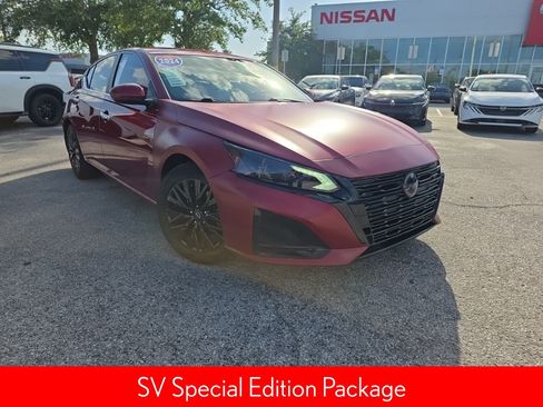 Certified 2025 Nissan Altima 2.5 SV w/ SV Special Edition Package image 2