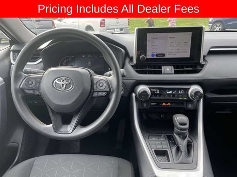 Used 2024 Toyota RAV4 XLE AWD/4WD image 14