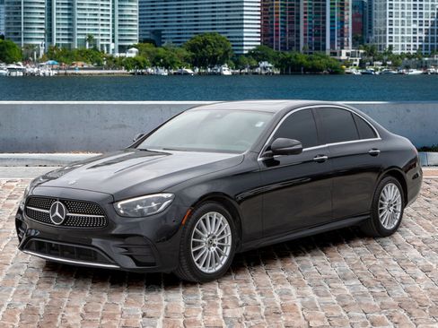 Used 2022 Mercedes-Benz E 350 Sedan image 1