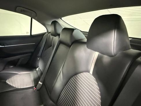 Used 2021 Toyota Camry SE AWD/4WD image 24