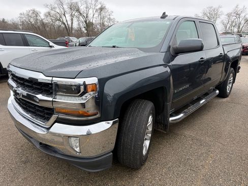 Used 2017 Chevrolet Silverado 1500 LT w/ All Star Edition image 5