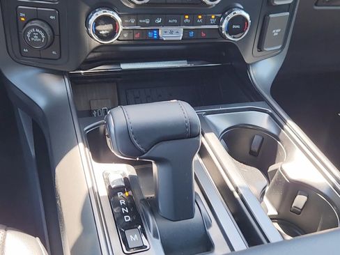 New 2025 Ford F150 Lariat w/ Equipment Group 502A High image 21