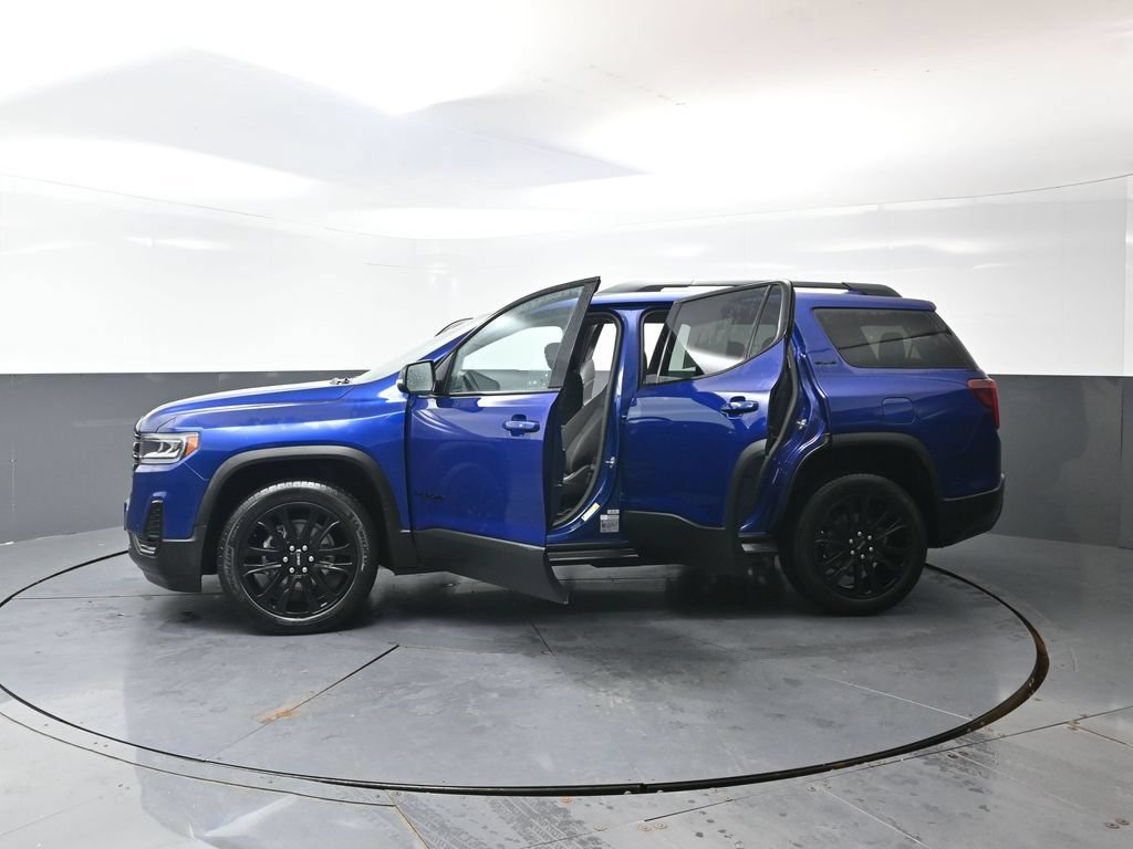 Used 2023 GMC Acadia SLE w/ Driver Convenience Package FWD image 60