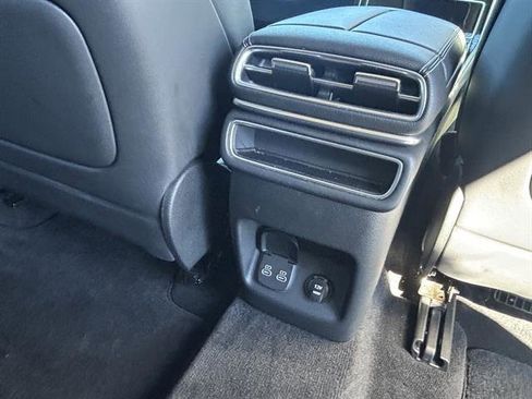 Used 2025 Genesis GV80 2.5T Standard image 25