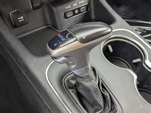 Used 2020 Dodge Durango SXT w/ 3rd Row Seating Group RWD image 14