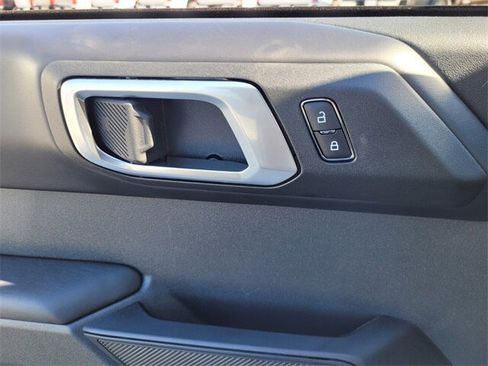 New 2025 Ford Bronco Outer Banks w/ Sasquatch Package image 26