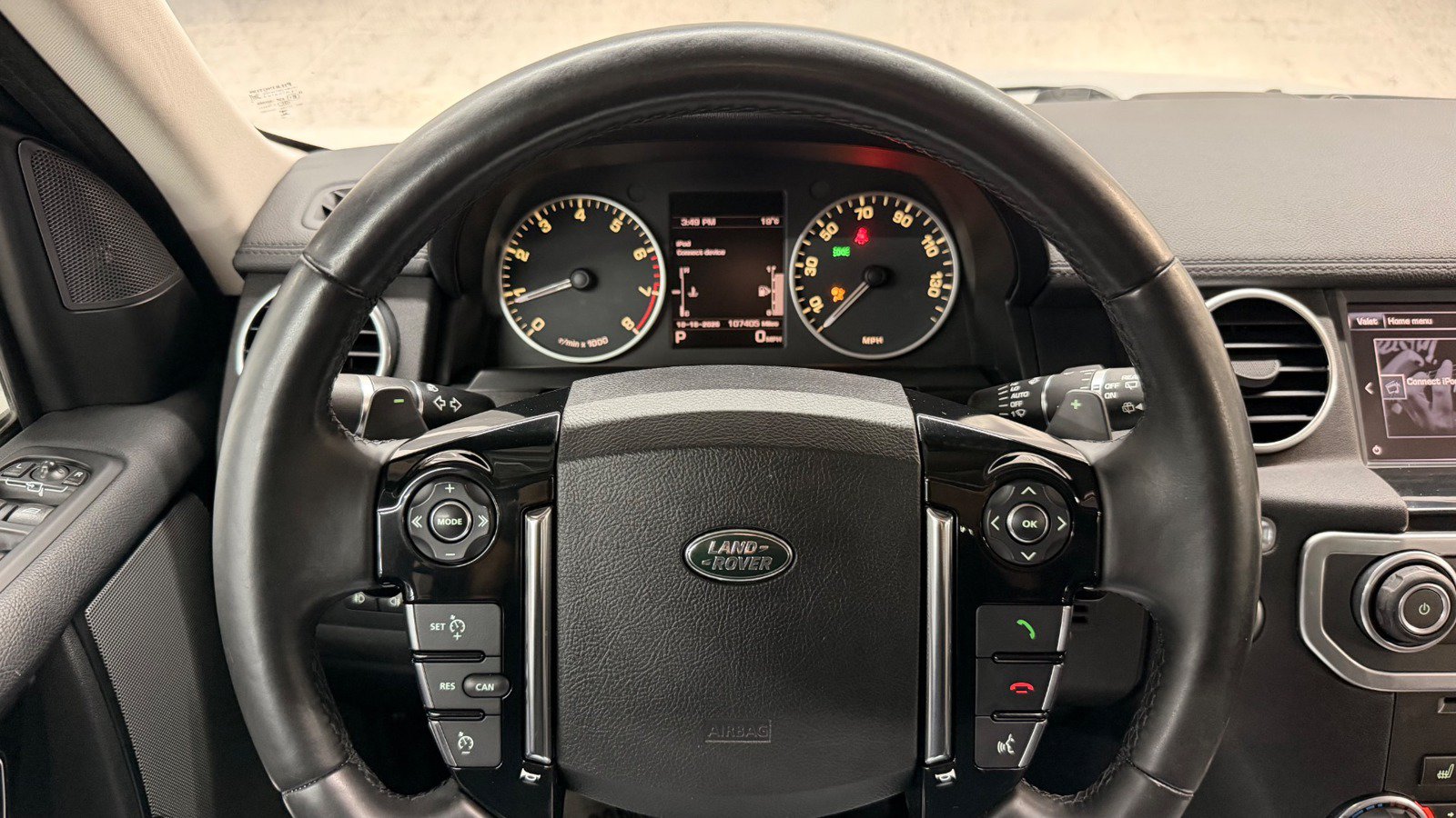 Used 2016 Land Rover LR4 HSE AWD/4WD image 37